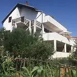 Borgina Apartment