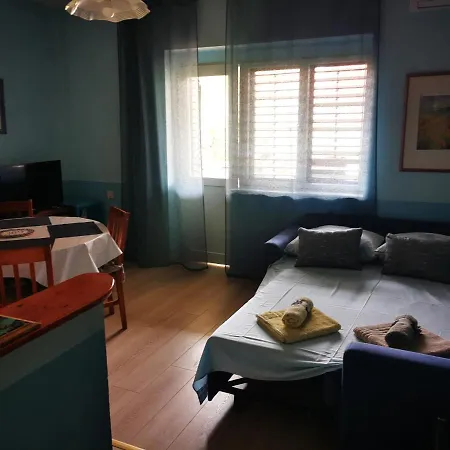 Borgina Apartment *